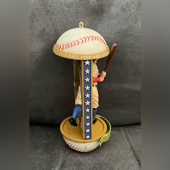 Ornament Carlton Cards Baseball Grand Slam Greeting - Picture 3 of 10